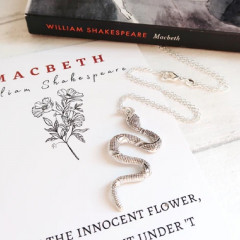 William Shakespeare's Macbeth Necklace