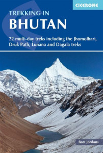 Trekking in Bhutan by Bart Jordans