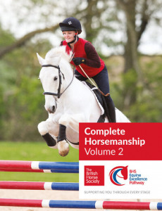 Complete Horsemanship. Volume 2 (Book  ) by Martin Diggle