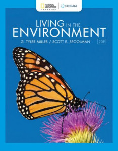 Living in the Environment by G. Miller (President, Earth Education and Research) (Hardback)