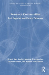 Resource Communities by Kristof Van Assche (Hardback)